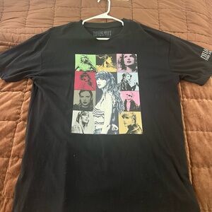 Taylor Swift The Eras Tour Black Short-Sleeve Graphic Tee